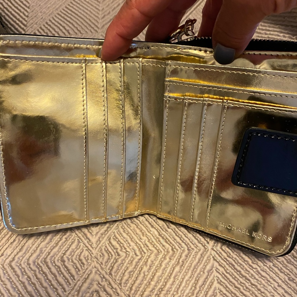 🌺 NWOT Michael Kors Wallet - Picture 3 of 6